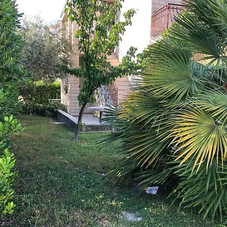 Apartman Garden *