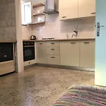 Garden شقة